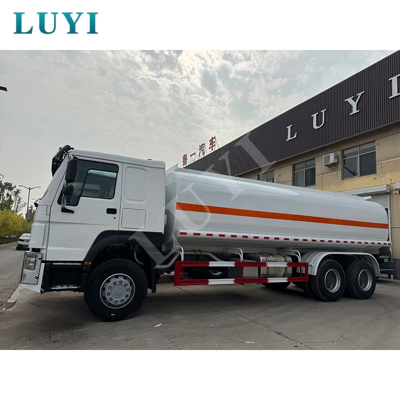 5000L 8000L Euro 2 4X2 Water Tank Truck suppliers